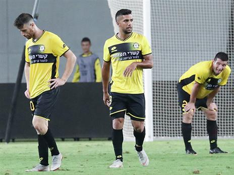 נתניה מתחת לקו האדום (אלן שיבר)