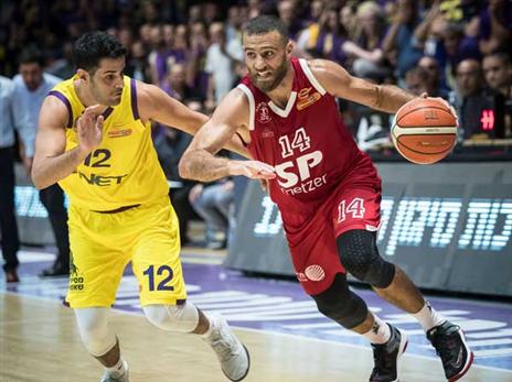 לימונד מול הרוש, דאבל-דאבל מרשים לגארד הוותיק (מנהלת הליגה)