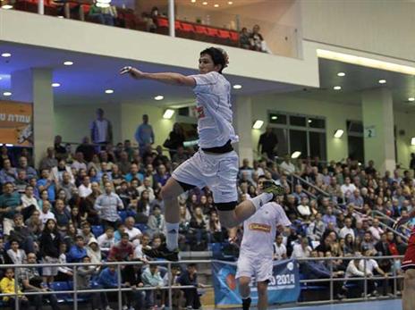 טוראל במדי נבחרת ישראל (צילום ארכיון באדיבות דוד פליגל, איגוד הכדוריד)