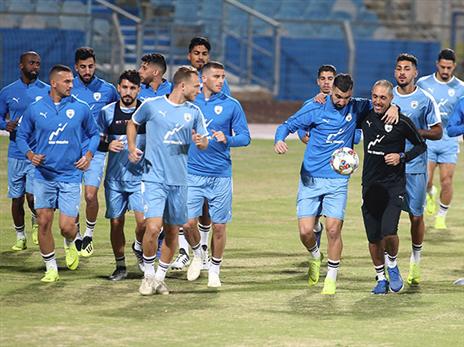 אווירה טובה בנבחרת (אלן שיבר)