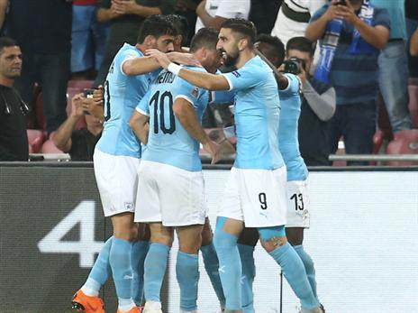 ניצחון שווה ביתיות בחצי הגמר (אלן שיבר)