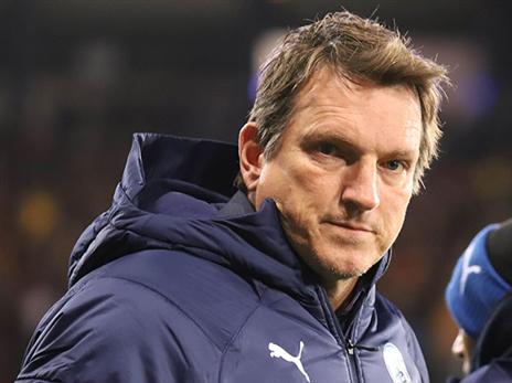 הפנים למוקדמות היורו. הרצוג (PayPerLens)