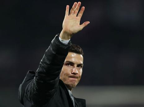 מדריד מחכה לו. רונאלדו (Photo by Gabriele Maltinti/Getty Images)