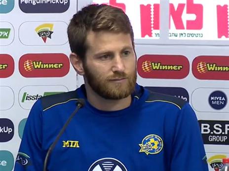 ייני. "חדר ההלבשה מעודד מקצוענות"