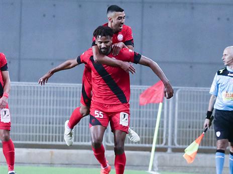 יעזוב לקבוצה גדולה? טאפוקו