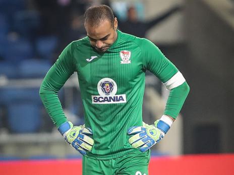 2 נקודות מתוך 21 (עודד קרני)