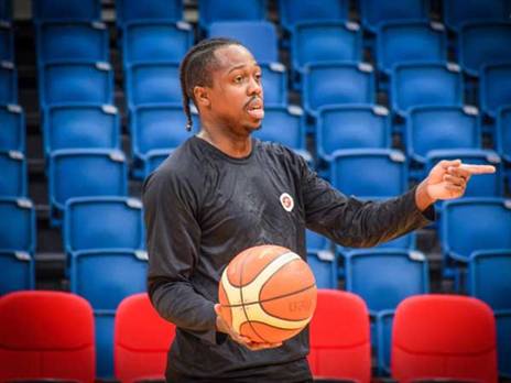 בראון, כשיר עבור קטש (באדיבות הפועל ירושלים, האתר הרשמי)