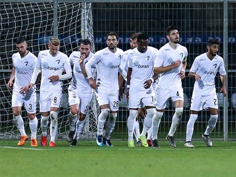 כמה קרוב, ככה רחוק (אנצ'ו גוש)