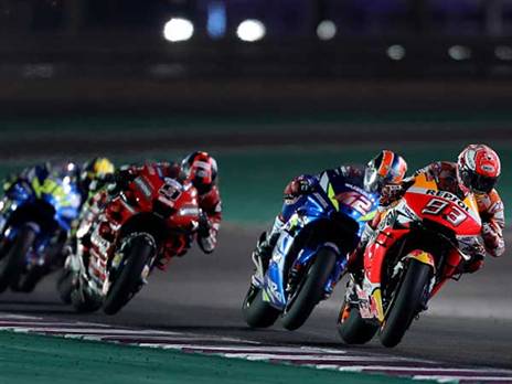 קרב צמוד עד קו הסיום (getty, KARIM JAAFAR)