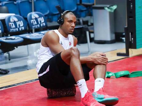 ייעדר בגלל סיבות משפחתיות. אוואנס (מנהלת הליגה)