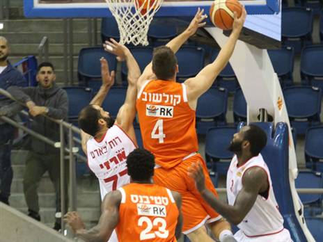 בביקור הקודם צלף 21. קולשוב (צילום: מנהלת הליגה)