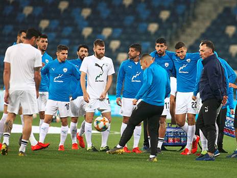 "מיכה המוסר הטוב בליגה" (אלן שיבר)