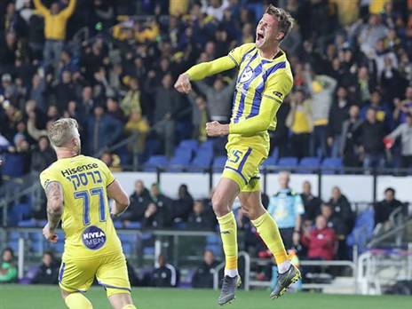 ושוינפלד סידר 0:1 (דני מרון)