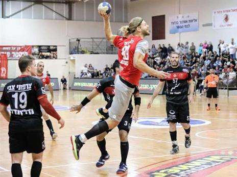 לנגהאנס, המצטיין של אשדוד חזר בזמן הנכון (הדר ואן קולא, איגוד הכדוריד)