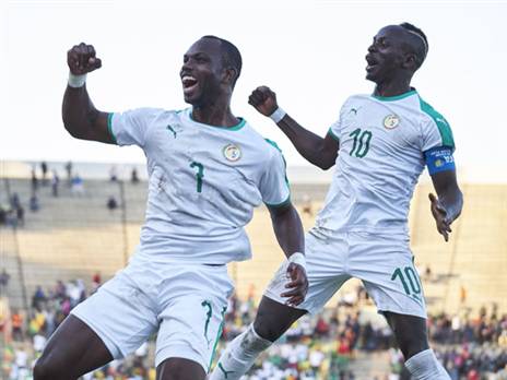 יחגגו גם באליפות? קונאטה ומאנה (getty)