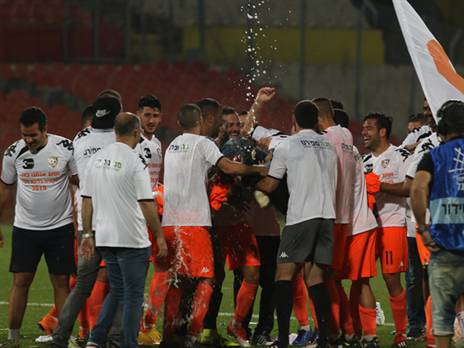 כהן בחגיגות העלייה. נס ציונה תיקלע למשבר? (ניר קידר)