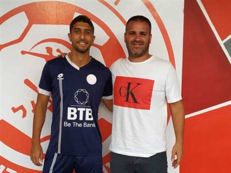 סולומון עם סוכנו יחזקאל