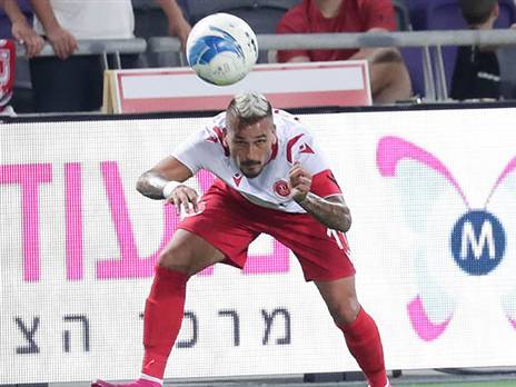 בוזגלו. אם כבר אתם רוצים שחקן מהפועל ת"א... (אלן שיבר)