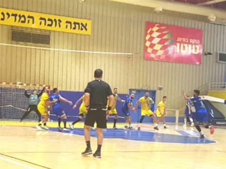 המפגש בין קרית מוצקין לדימונה (שלומי טובול)