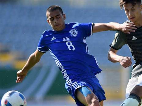 אלמקייס במדי הנבחרת. חולם רחוק (Getty)