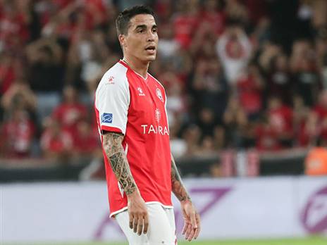 קיבל מחמאות מבתיה שהר, ז'וסוואה (אלן שיבר)