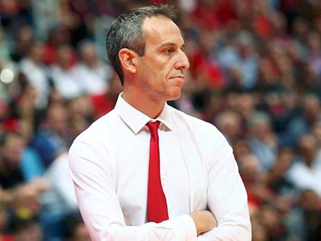 קטש. האמין בבראון (אלן שיבר)