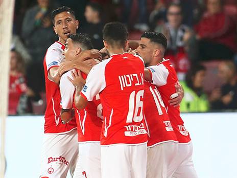 ניצחון ליגה חמישי ברציפות בטרנר. באר שבע חוגגת (אלן שיבר)