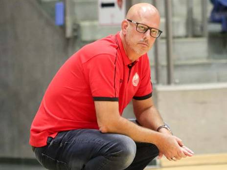 רמי הדר. הפסד רביעי רצוף לב"ש (צילום: מנהלת הליגה)