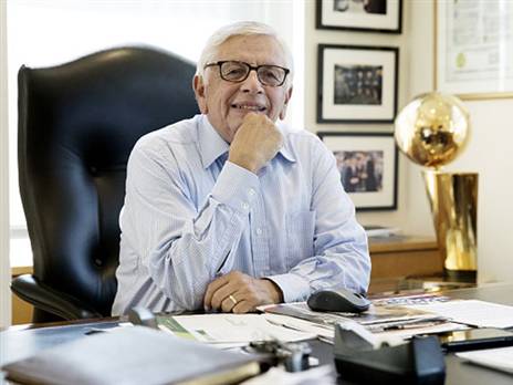 אינספור עיטורים והאיש שהביא רוח חדשה לענף. דייויד סטרן (GETTY)