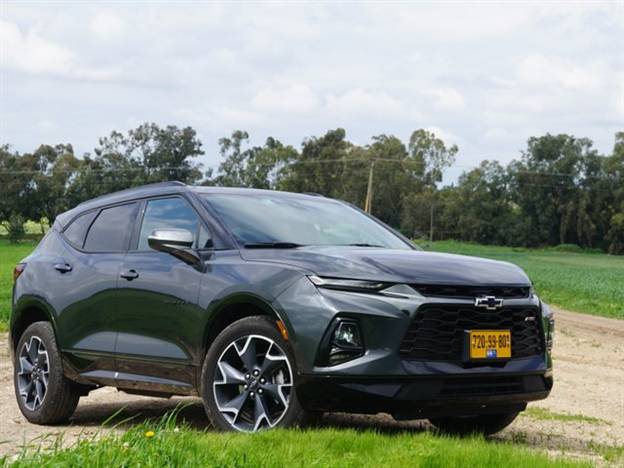 דרקוו על הכביש (צילומים: ניר בן-טובים)