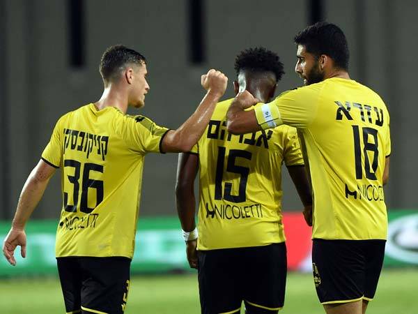 הרכב מנצח לא מחליפים (ברני ארדוב)