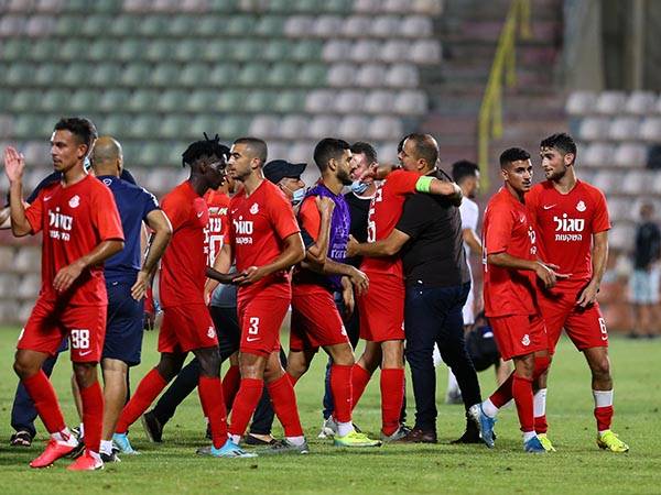 בן שמעון. חגג הישארות (לירון מולדובן)