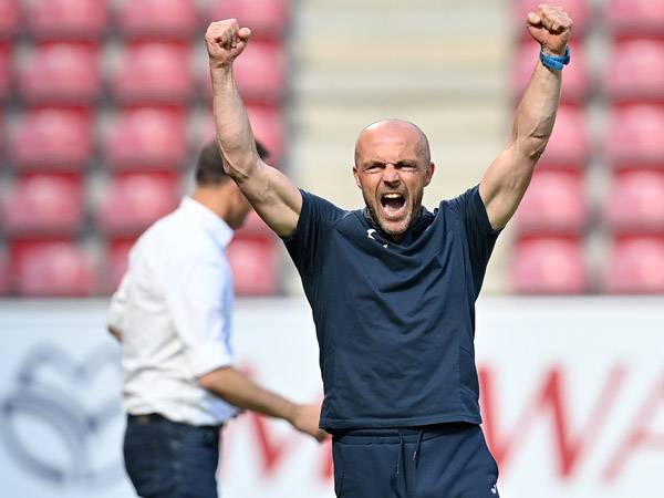 רוצה להישאר מאמן ראשי (GETTY)