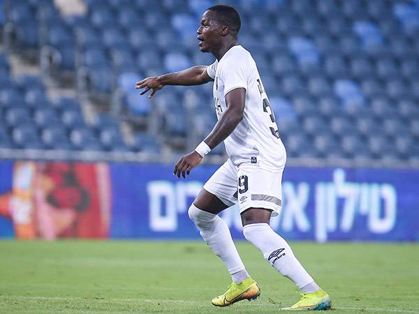 ימשיך לקבל קרדיט. האסלביינק (מאור אלקסלסי)