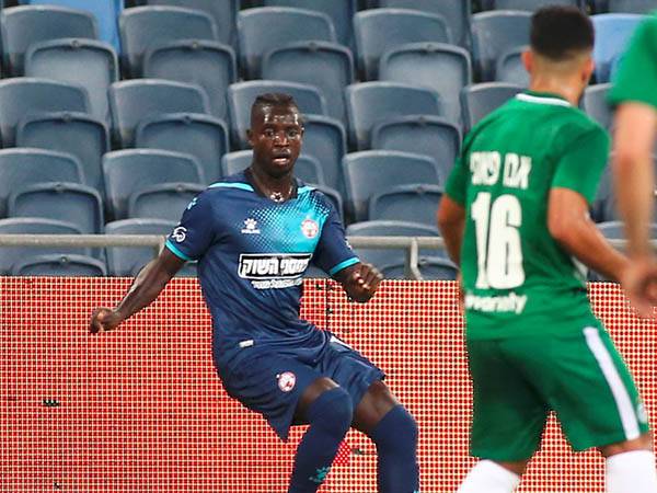 סלליך במשחק מול חיפה (אלן שיבר)