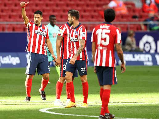 סוארס כבש צמד ובישל, בכורה חלומית (getty)