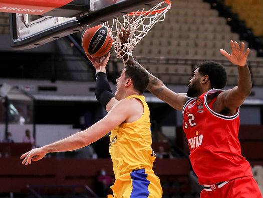 בלייזר, התחיל את המומנטום ברבע הראשון (getty)