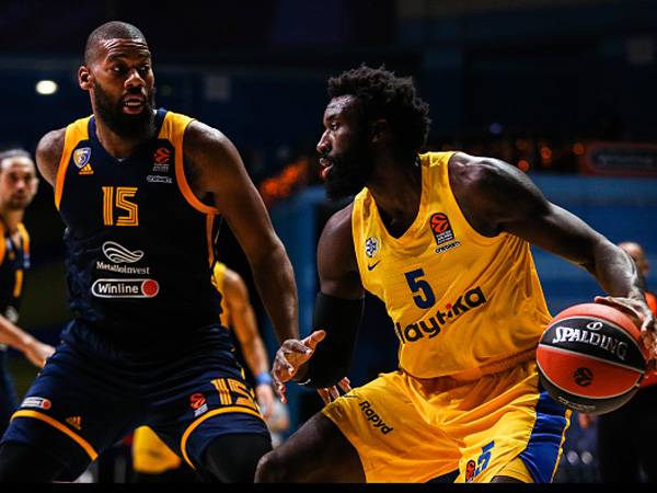 האנטר ייצב את ההגנה הצהובה (GETTY)