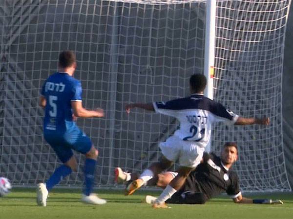 הומאן. בדרום אפריקה עקבו מקרוב