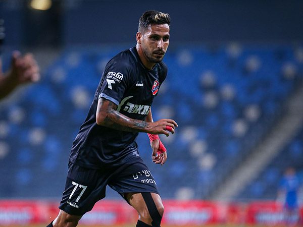 גם הוא יעזוב במסגרת דילול הסגל. בוזגלו (צילום: מאור אלקסלסי)