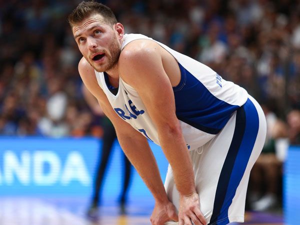 "אחזור לפעילות הבאה של הנבחרת". מקל (צילום: עודד קרני)