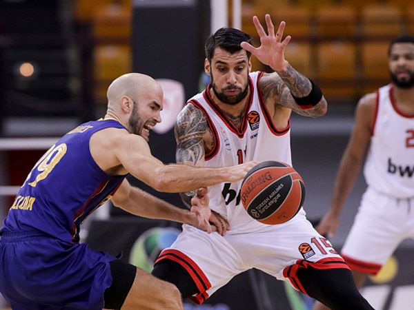 קרב מרתק בפיראוס (getty)