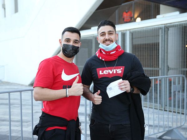 הקהל האדום בטירוף