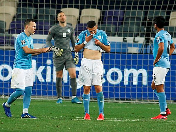 שיטת שלושת הבלמים פוגעת בנבחרת (אלן שיבר)