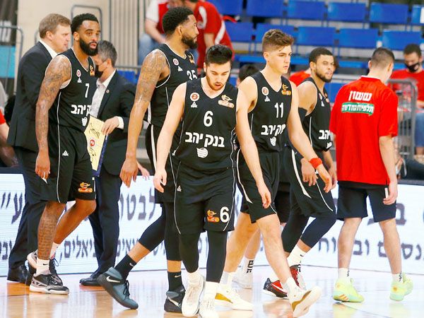 איבד את חדר ההלבשה שמעולם לא היה שלו (אלן שיבר)