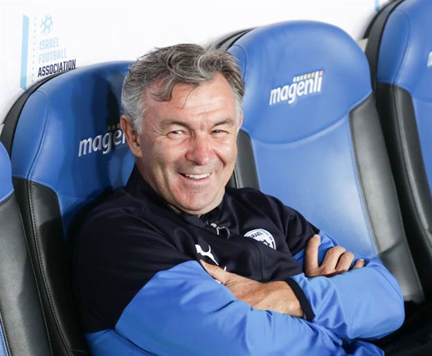 יודע הכל על האוסטרים (דני מרון)