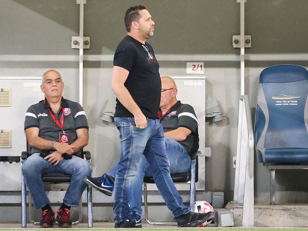 אורן שטרלינג. עובד מאחורי הקלעים (מאור אלקסלסי)