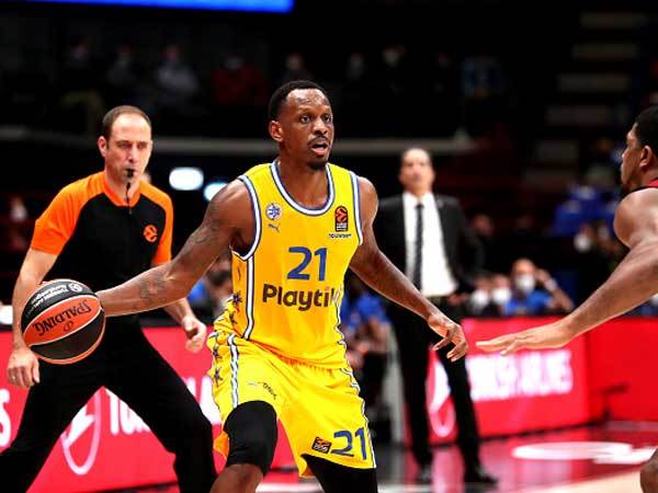 נאנלי, נוצרה שלישייה שספרופולוס בונה עליה (getty)