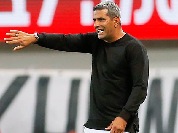 מימר. קיבל מחמאות (אלן שיבר)