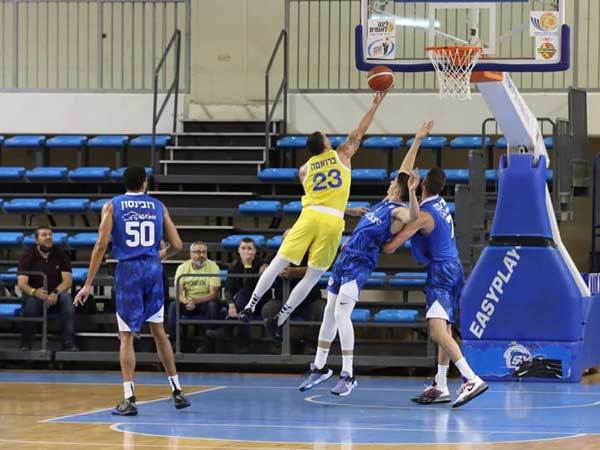 בראוטה בדרך לעוד סל (דף הפייסבוק של הליגה הלאומית)